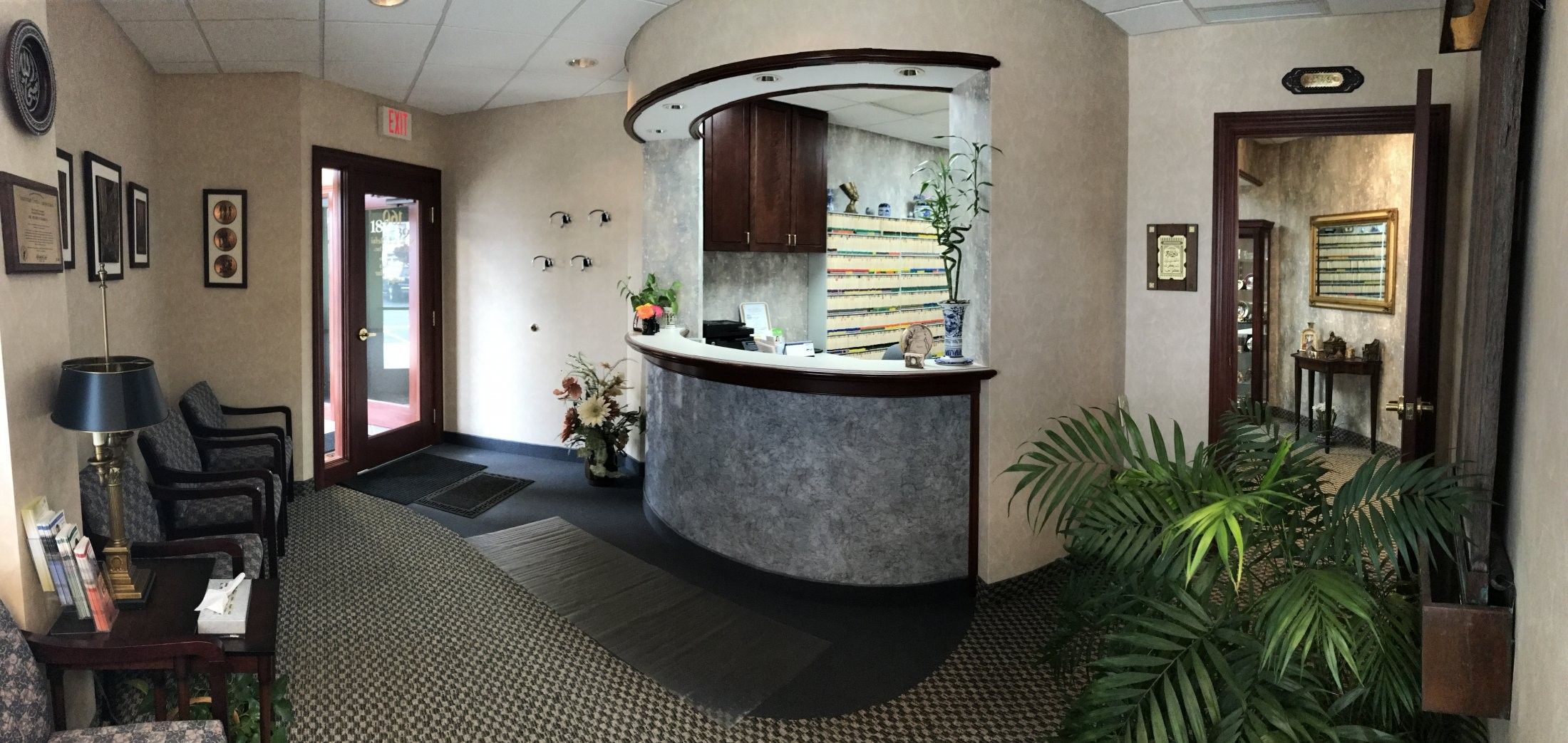 The calm waiting room at Gentle Endodontics